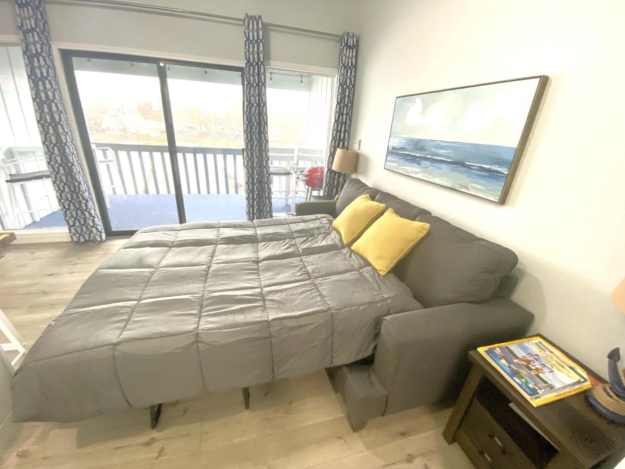 B Lakefront! Remodeled, Boat Slip, Patio Views, Pool, Boat Ramp, Wifi Osage Beach Esterno foto